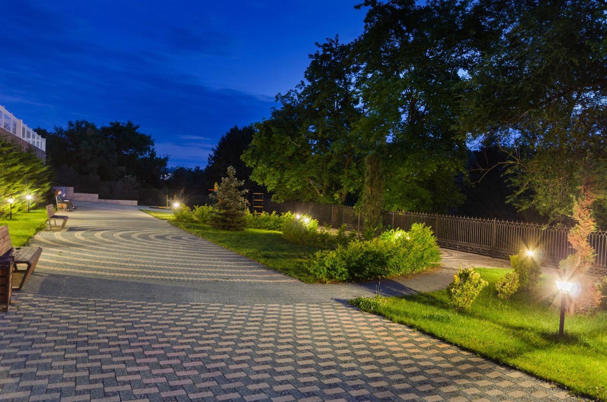 Luxury Apartment Close To The City Centre Chişinău Esterno foto